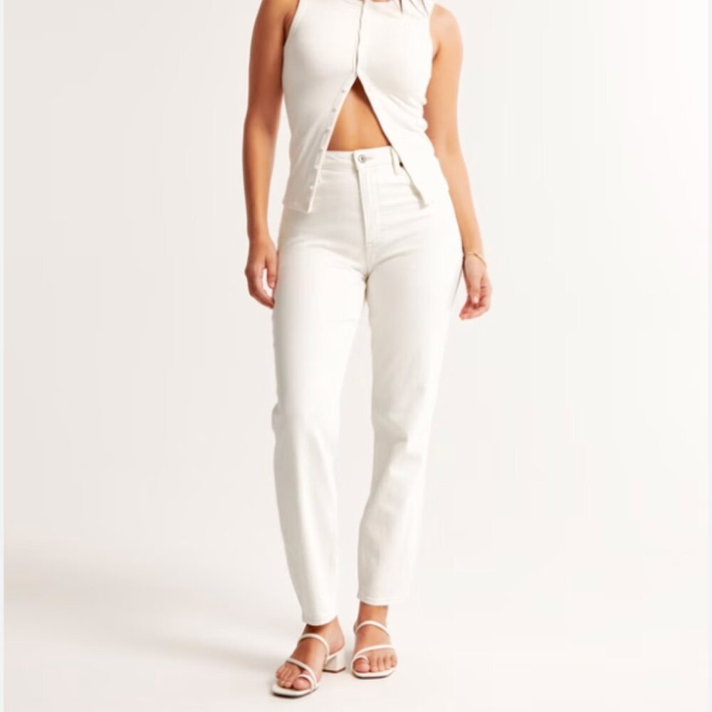 Abercrombie & Fitch The Mom Curve Love High Rise Jean